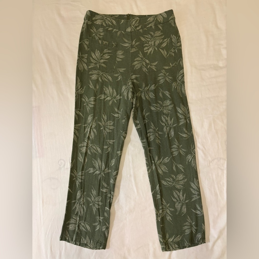 Le Lis Olive Leaf Pants